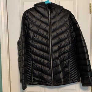 Calvin Klein packable light weight down jacket